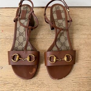 Brown Leather GUCCI Sandals with Gold Accents